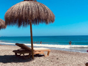 Escapada Familiar en Torrox Costa A 100m de la Playa, Vistas al Mar y Parking Gratis